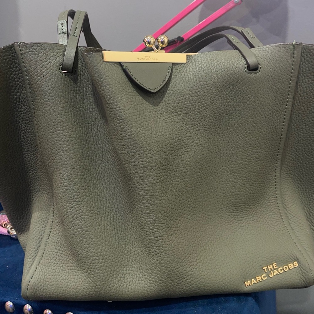 Marc Jacobs Kiss Lock Bag